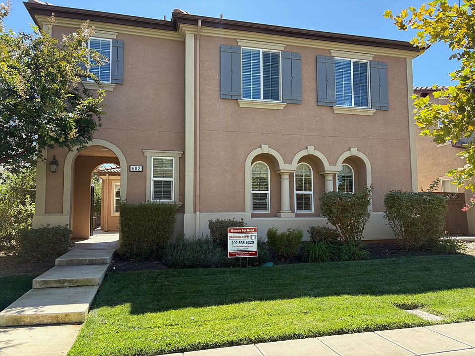 1st image of 602 W Gravino Dr