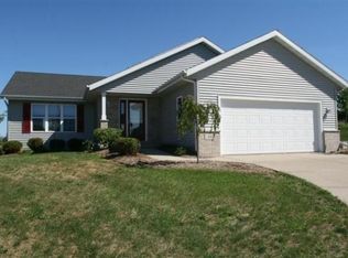 10 Argyle Ct, Madison, WI 53719