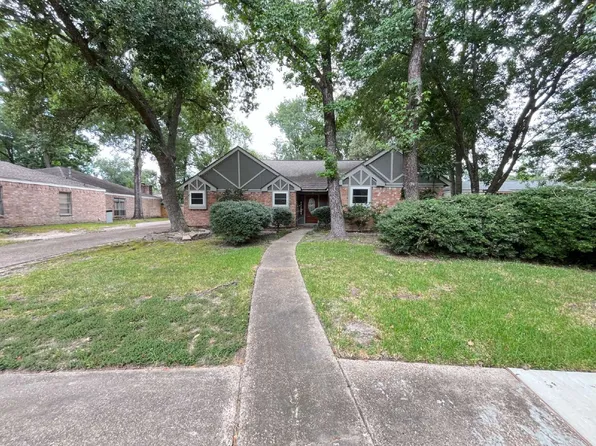 2919 Holly Green Dr, Humble, TX 77339