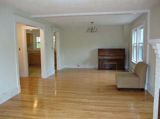 2nd image of 71 Beaconsfield Rd