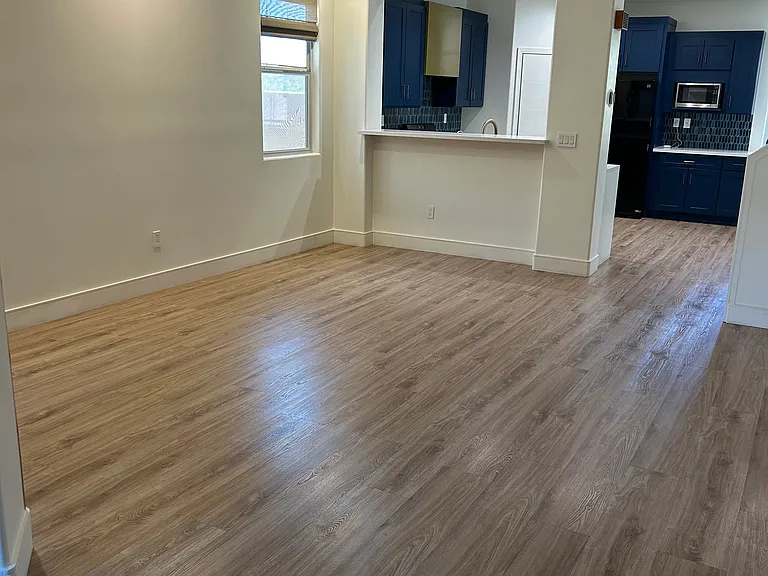 10671 Cherry Ridge Ct — Photo 6
