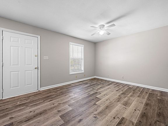 4th image of 1539 Hugh Hunter Rd