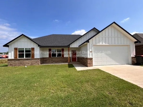 100 Countryside Way, Pocola, OK 74902