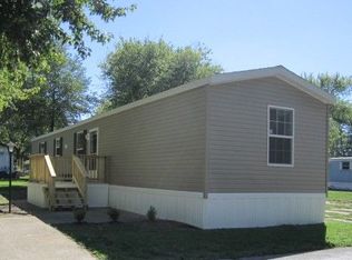 3545 Royal Dr, Peoria, IL 61604