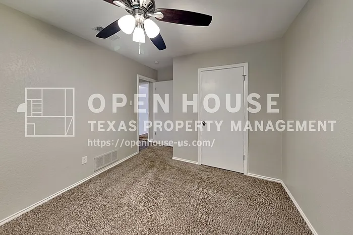 1319 Colony Ct — Photo 15
