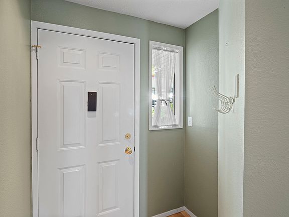 4th image of 174 S Coeur Dalene St APT H103