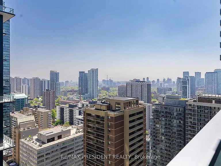 50 Charles St E #2715 — Photo 43