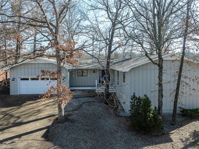 84 Churchill Dr, Bella Vista, AR, 72715