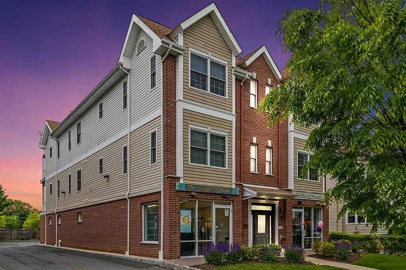 1 bed, 1.5 bath, $2,700 — Photo 2
