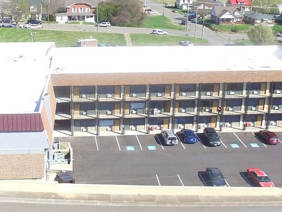 4th image of 305 N Main St #300