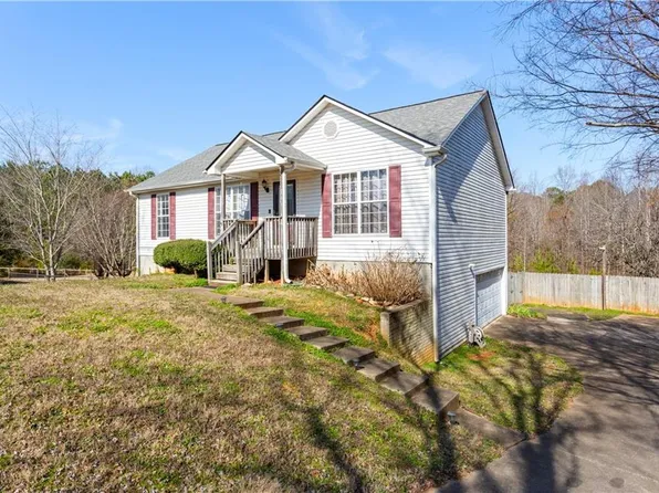 1123 Patriot Cir, McDonough, GA 30252