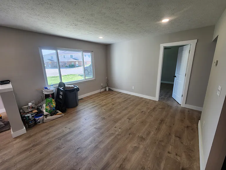 8139 Grand River Rd #2 — Photo 25