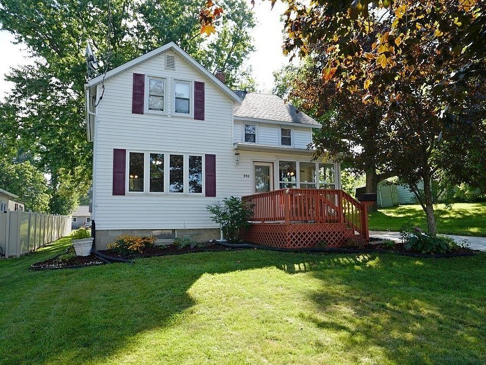 1st image of 906 Freeman St