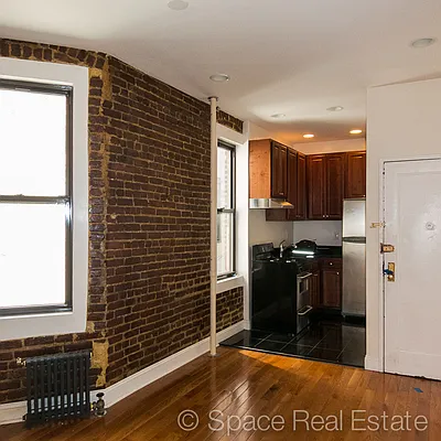 Rented by Space Real Estate | media 16