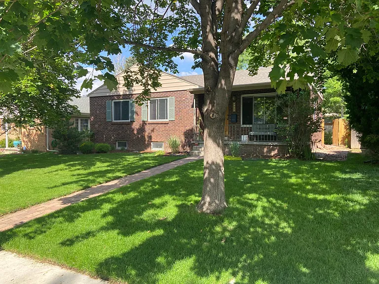 1166 S Jackson St — Photo 1