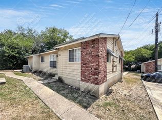 844 E Sunshine Dr APT 301, San Antonio, TX 78228