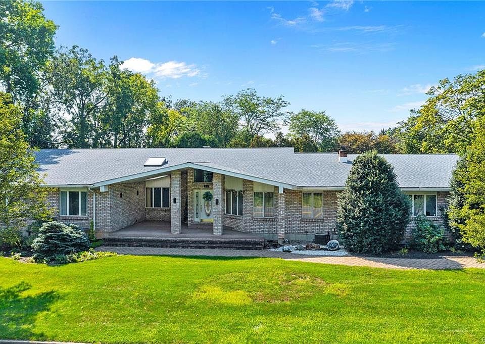 1390 Springhouse Rd, Allentown, PA 18104 Zillow