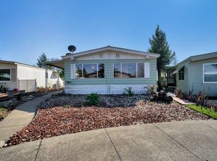 217 Regency Ct, Santa Rosa, CA 95401