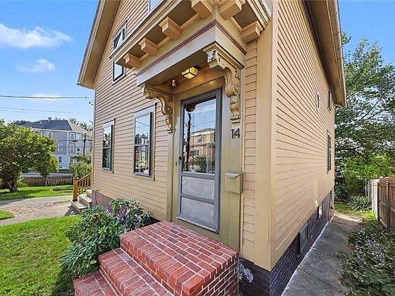 3rd image of 14 Webb St