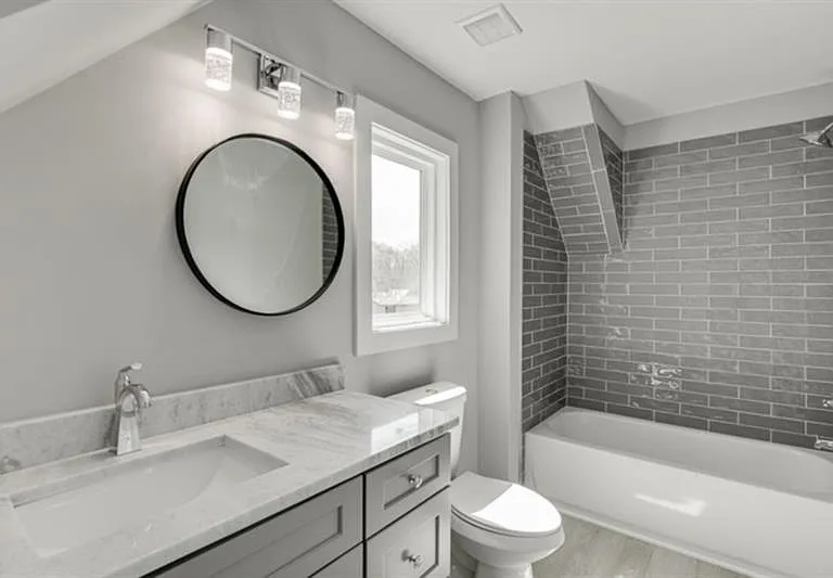 1641 E Broad St — Photo 23