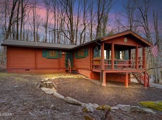 265 Parkwood Dr, Lake Ariel, PA 18436