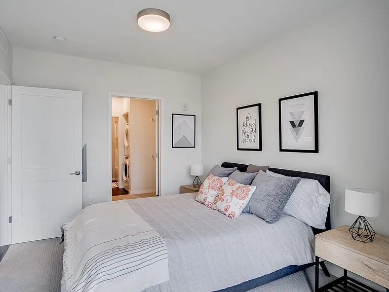 Winchell - 1 Bed / 1 Bath - 593-687 Sq.Ft.