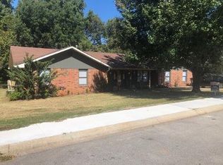 2219 Edwards Ave, Muscle Shoals, AL 35661