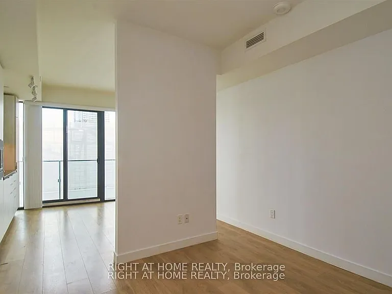 215 Queen St W #2406 — Photo 5