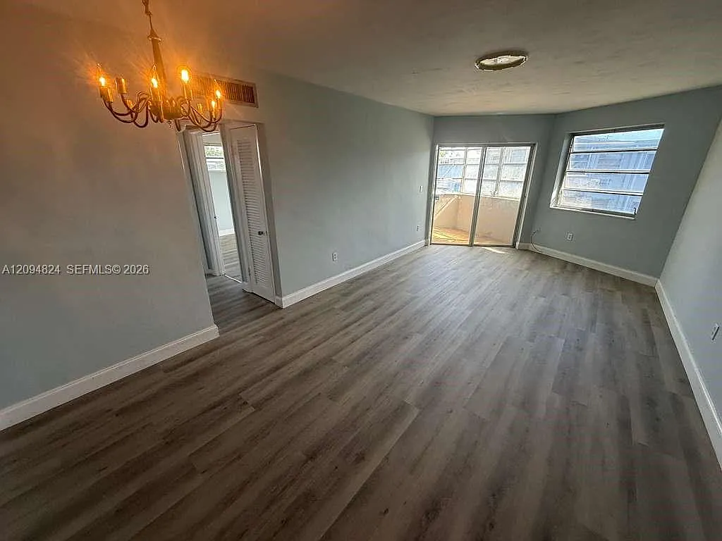 Sky Lake Gardens No 2 Con — Photo 3