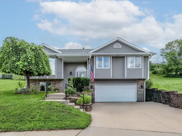 103 Opal Dr, Council Bluffs, IA 51503