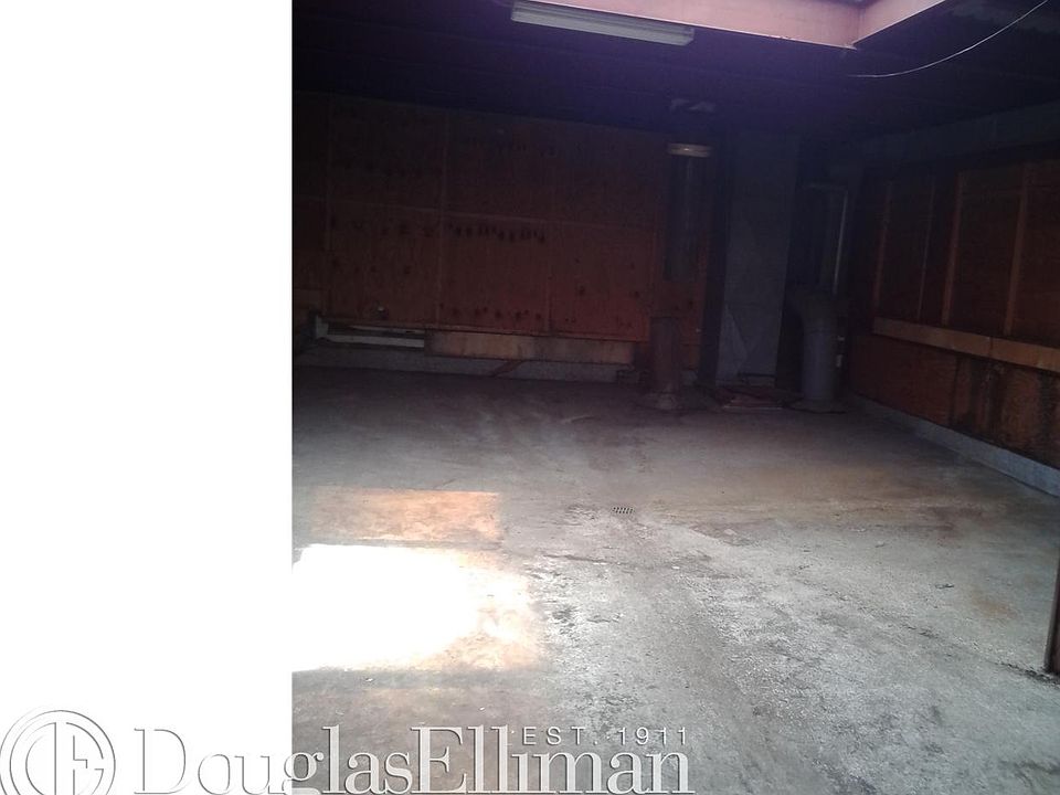 2nd image of 41 Summit St