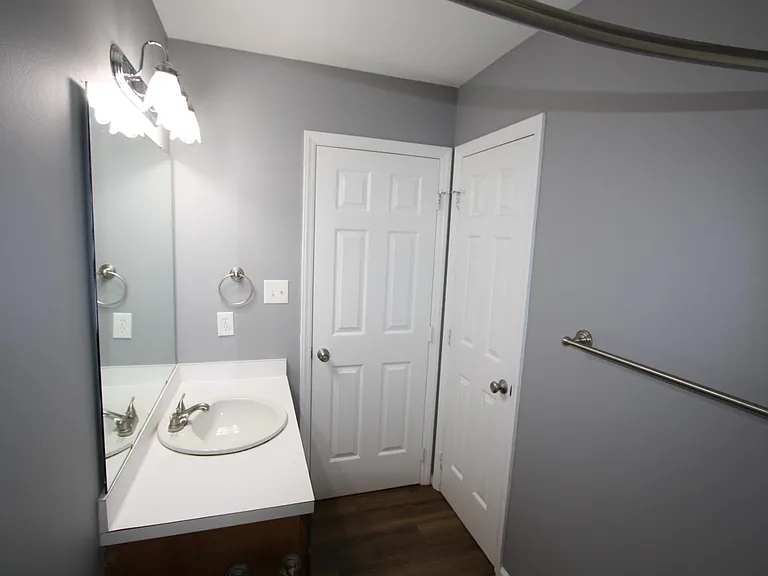 113 Drew Ct — Photo 18