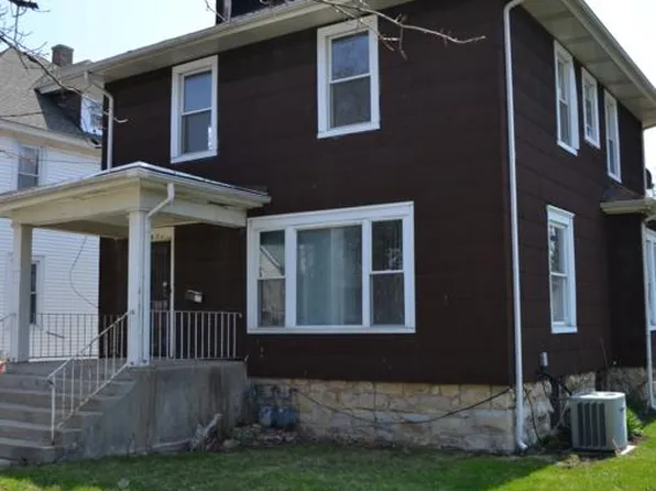 2 bed, 1.0 bath, 800 sqft, $1,195, 356 1st Ave #2, Joliet, IL 60433