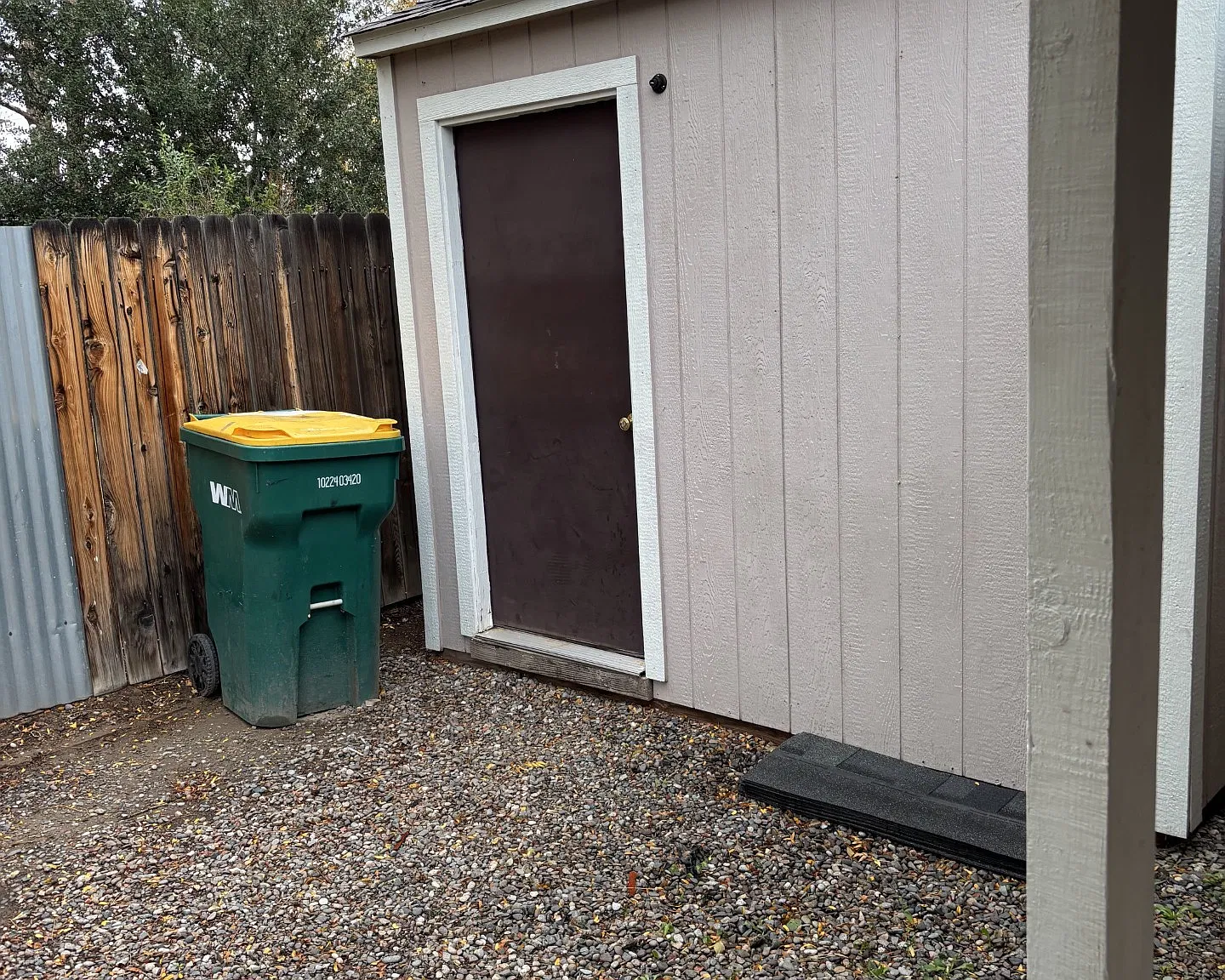 2 bed, 700 sqft, $1,300 — Photo 2