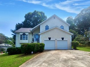 3724 Spring Garden Ln, Lithonia, GA 30038