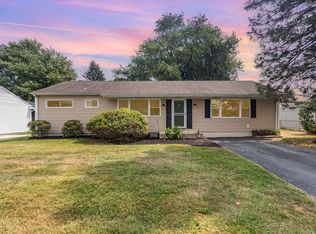 5 Ronald Rd, Mechanicsburg, PA 17050