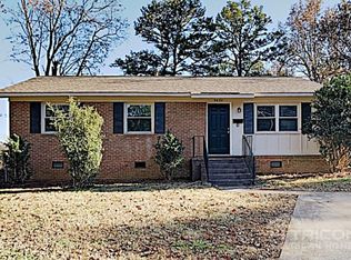 9421 Spruce Pine Pl, Charlotte, NC 28210