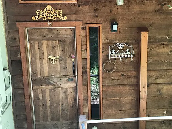 265 Holiday Dr, Titus, AL 36080