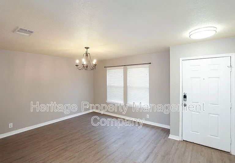 6819 Liberty Stone — Photo 3