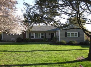 466 Brookwood Rd, Wayne, PA 19087