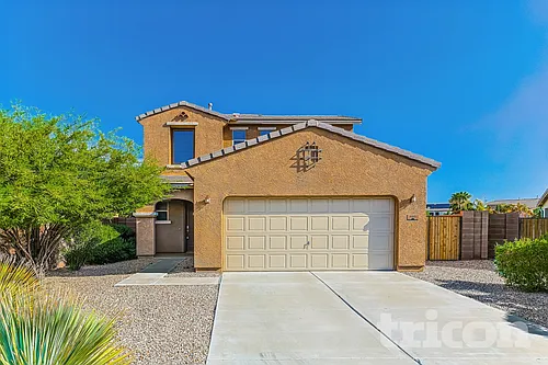 880 W Busa Dr Photo 1
