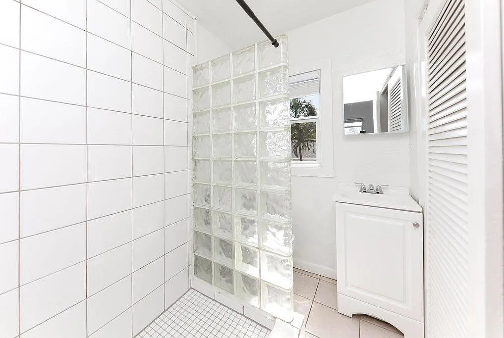 Studio, 500 sqft, $1,115 — Photo 4