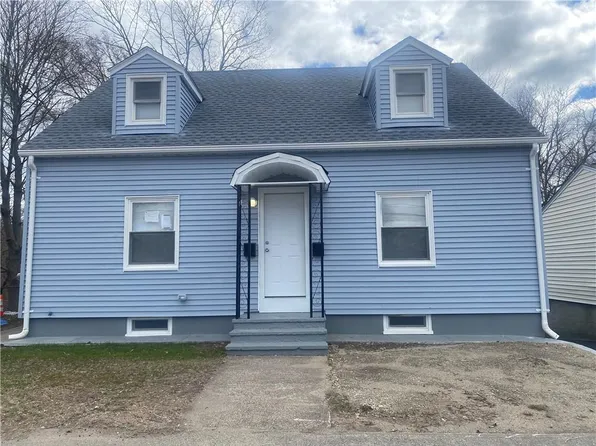 1049 Central Ave, Pawtucket, RI 02861