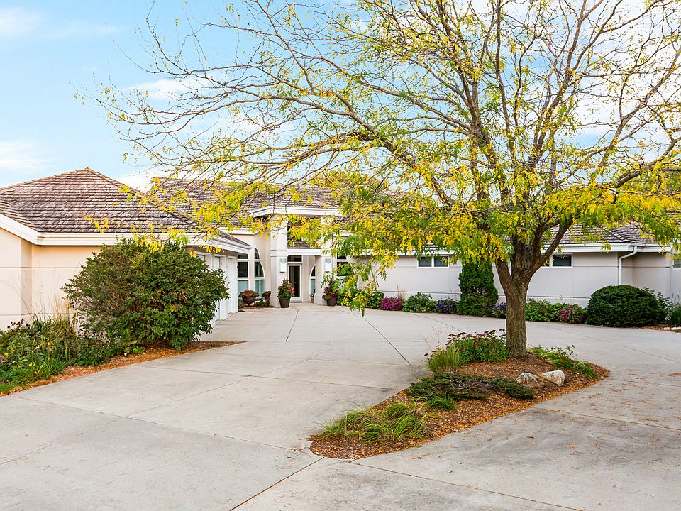 1st image of 26912 Baker Park Pl