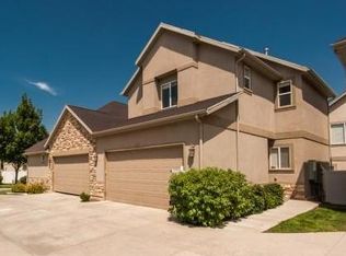 1603 W Wyngate Park Dr, South Jordan, UT 84095