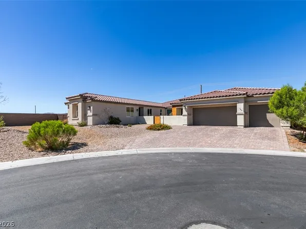 8741 Grand Pass Ct, Las Vegas, NV 89113