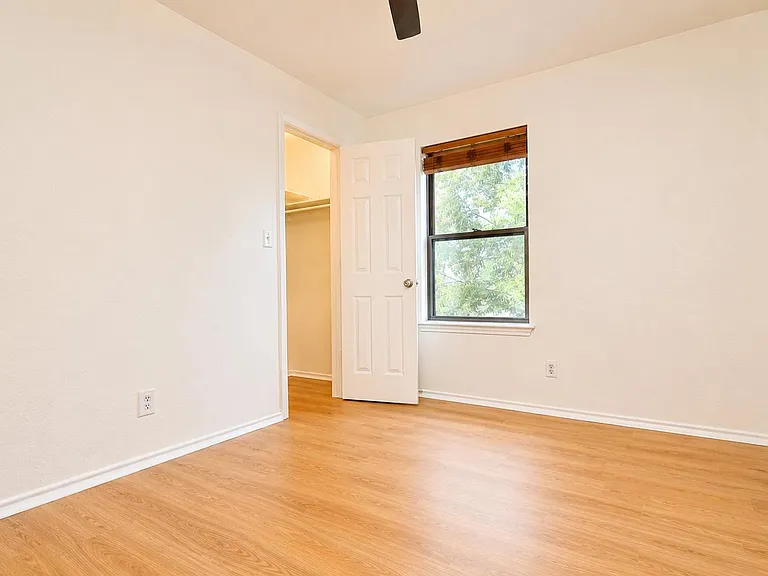 8807 Springmail Cir #A — Photo 29