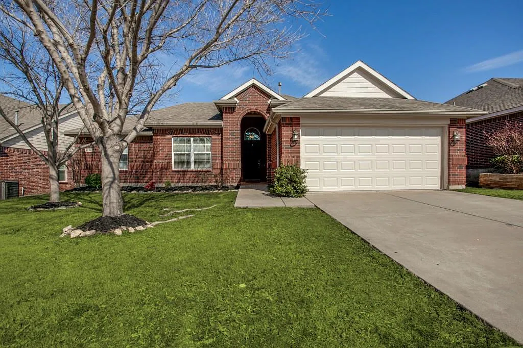 3 bed, 1747 sqft, $2,195 — Photo 4