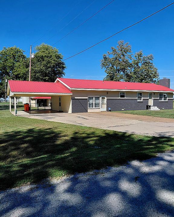 1st image of 400 Gooch Rd