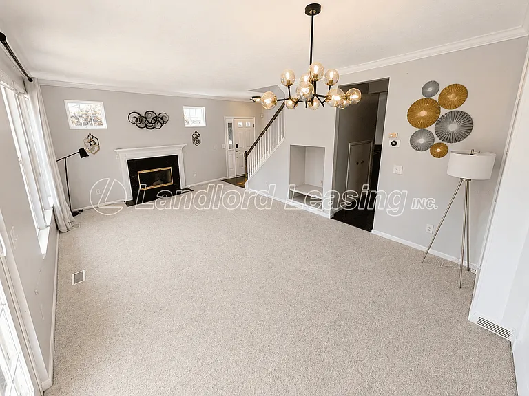 33317 Fairport Dr — Photo 3